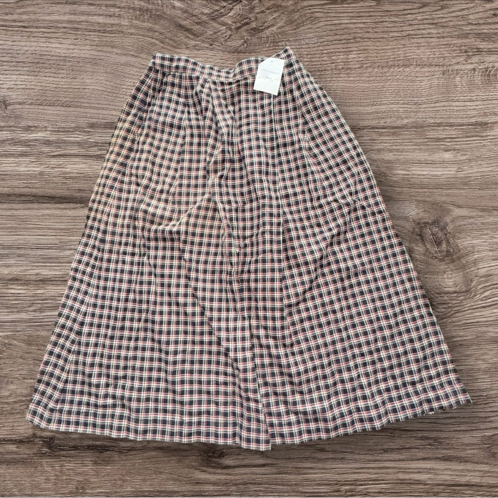 NWT Appleseeds Skirt Petite 6P Plaid Button Zip Pockets Minimalist Academia - Picture 3 of 11